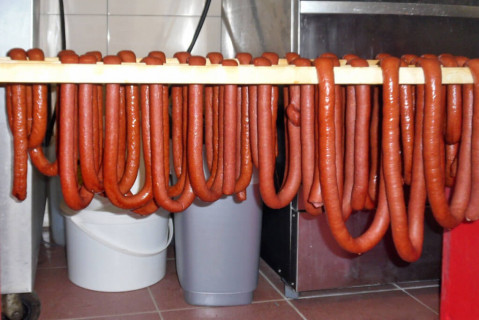 Hofeigene Produkte - Klausbauer in Großarl - Hausgemachte Würste