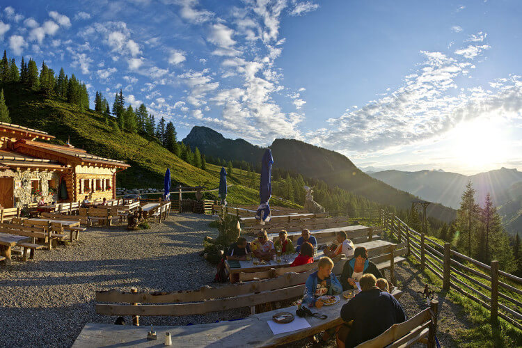 Ausflugsziel & Wandern in Großarl - Almhütte Loosbühelalm